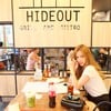 กับป้ายร้านซะหน่อยยย