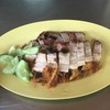 หมูกรอบ จานใหญ่ หมูกรอบ จานใหญ่