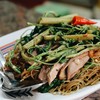 หมี่ผัดกระเฉดหมู,ไก่ หมี่ผัดกระเฉดหมู,ไก่