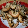 กุ้งรวมเผาครึ่งกิโล ขนาดกุ้งไม่ได้น่าเกลียดอะไร 200 บาท