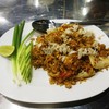 ข้าวผัดเเห้งๆรสชาติไม่เผ็ดมาก