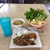 แถมผักแถมซุปและน้ำแข็งเปล่าฟรี