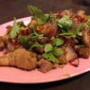 สามชั้นคั่วพริกเกลือ