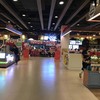 บรรยากาศหน้าร้าน จะได้ระวังไว้ว่ามันสวยแต่รูปแต่จูบไม่หอม