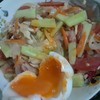 ยำแตงกวาวุ้นเส้นไก่ฉีก
