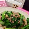ผัดคะน้าฮ่องกงหมูสับ