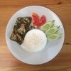 V16 หมูกรอบผัดพริกเกลือราดข้าว *SIGNATURE V16 หมูกรอบผัดพริกเกลือราดข้าว *SIGNATURE