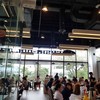 คนแน่นขนัด รอคิวอยู่นานประมาณนึงเลยค่ะ