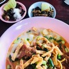 ก๋วยเตี๋ยวไก่น้ำกะทิ