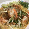 ผัดไทกุ้งสด ตัวใหญ่ 3 ตัว