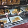 พายชิ้นละ 12 บาท ลองพายลูกตาลอร่อยมาก พายสับปะรดหวานเกินไป