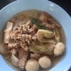 หมี่ขาวต้มยำ เกี๊ยวน้ำคะ