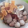 อร่อยมากค่ะ เครื่องเยอะ ชอบเส้นบะหมี่ไม่เหมือนร้านอื่น กลับไทยทีไรต้องแวะมาจัดตล