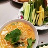 หลนปูจานนี้พิเศษตรงที่ใส่ไข่เค็มลงไปด้วย รสชาติจะนัวๆหน่อย 