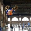 zurich HB สถานีรถไฟศูนย์กลางของสวิสและยุโรป 