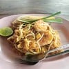 ผัดไทยกุ้งสด