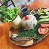 The Deck by the river โรงแรมอรุณเรสซิเด้นท์