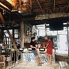 เจ้าของร้านอารมณ์ดี