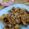 ปลาน้ำดอกไม้ทอดกระเทียม