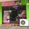 ทำเล็บในราคามิตรภาพ ไม่แพงอย่างที่คิดนะคะ ทาสีเจล เริ่มต้น 100 บาทค่ะ