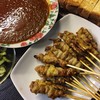 หมูสะเต๊ะชุดใหญ่พร้อมขนมปัง หมูสะเต๊ะชุดใหญ่พร้อมขนมปัง