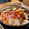 หม้อไฟ เครื่องแน่นๆ น้ำซุปเข้มข้น ซดร้อนๆอร่อนแซ่บมากกกกกกกก ราคา 250.- 