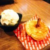 พายร้านโปรด.. ไอศครีมวนิลาฝักสดอร่อยมาก