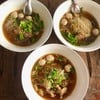 ก๋วยเตี๋ยวเนื้อตุ๋น ลูกชิ้นเนื้อ