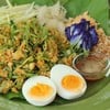 ข้าวยำเครื่อง