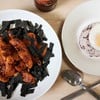 ไก่ย่างซอสเกาหลีในดงสาหร่าย
Spicy Bulgogi sauce Chicken ไก่ย่างซอสเกาหลีในดงสาหร่าย
Spicy Bulgogi sauce Chicken