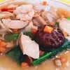 ราดหน้าเป๋าฮื้อกุ้งน้ำมันงา