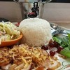 ข้าวคอหมูทอดน้ำปลายำมะม่วง ข้าวคอหมูทอดน้ำปลายำมะม่วง