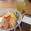 อร่อยเค็มเปรี้ยวเย็นๆ ชาเขียวก็หอม