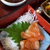 Salmon Sashimi ในชุด