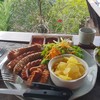 บ้านม่อนม่วน