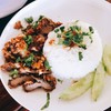 ข้าวหมูทอดพริกไทยดำ