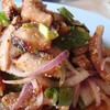 รสชาติดี คุณภาพอาหารแน่น น้ำตก ใช้หมูย่างไฟอ่อนให้สุก หอม และมาปรุงเป็นน้ำตก