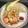 ผัดไทกุ้งสด ผัดไทกุ้งสด