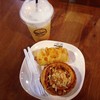 กินกาแฟเย็นกับครัวซองอร่อยดี