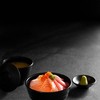 Sanshoku Don Set เซ็ตข้าวหน้าปลาดิบ 3 อย่าง Sanshoku Don Set เซ็ตข้าวหน้าปลาดิบ 3 อย่าง