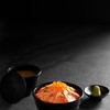 Salmon Ikura Don Set เซ็ตข้าวหน้าปลาแซลมอนและไข่ปลาแซลมอน Salmon Ikura Don Set เซ็ตข้าวหน้าปลาแซลมอนและไข่ปลาแซลมอน
