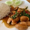 กระเพราไส้กรอกไก่รมควัน อิสลามทานก็ทานได้