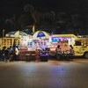 หน้าโรงเรียนโสตฝั่งชายหาด​  บรรยากาศชิลล์ๆ
