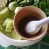น้ำพริกและผักฟรี