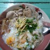 สามารถเลือกเป็นไข่ลวกหรือไข่มะตูมได้ครับ