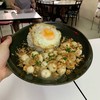 โคตรหอยเชลล์กระเทียม ราดข้าว (with rice) โคตรหอยเชลล์กระเทียม ราดข้าว (with rice)