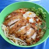 ก๋วยเตียวต้มยำไก่ทอดน้ำข้น