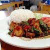 V02 ข้าวกะเพราหมูกรอบ โปะหมูยอ V02 ข้าวกะเพราหมูกรอบ โปะหมูยอ