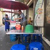 ก๋วยเตี๋ยวคั่วเป็ดอร่อยริมทาง คลองถม
