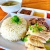 น้ำจิ้ม /เนื้อไก่ /ข้าวมัน ลงตัว ของอร่อย ที่คนพื้นที้แนะนำ